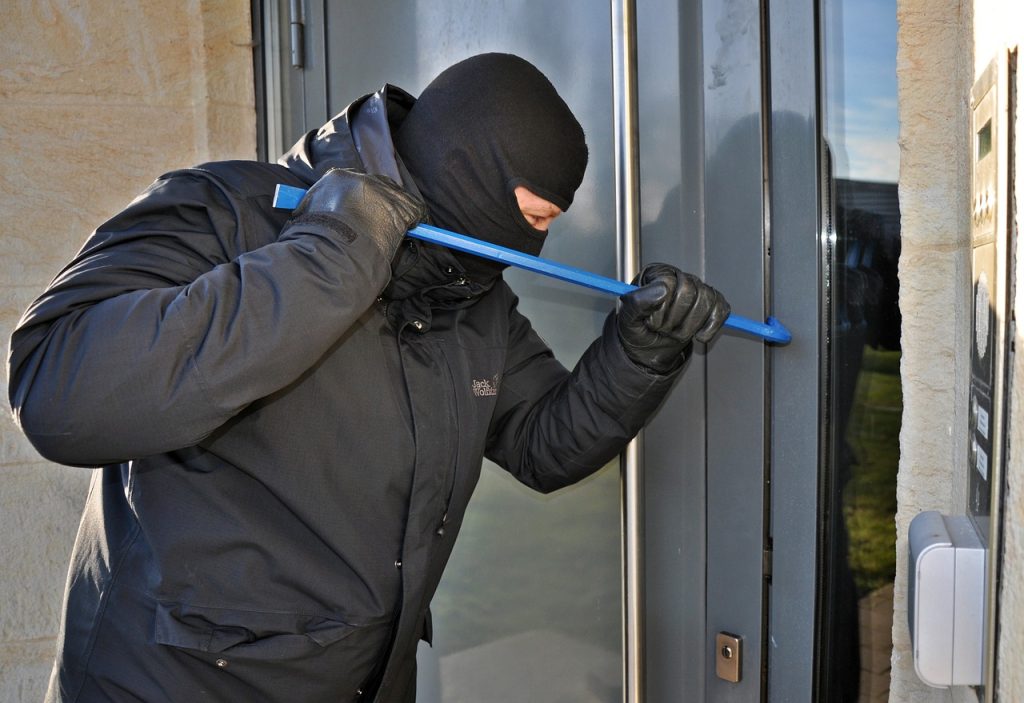 How to Safeguard Your Home: Unraveling the Dark Reality of Home Burglaries